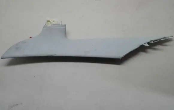 (D)pillar trim (top)