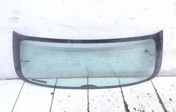 Volkswagen Golf VI Rear windscreen/windshield window AS2