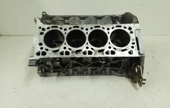 BMW 5 F10 F11 Engine block 7843360