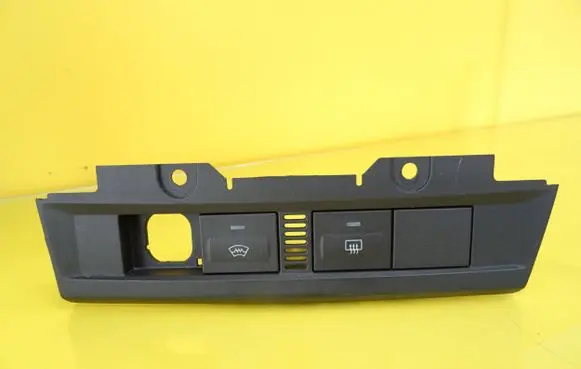 Ford Focus Windscreen/window heater switch 4M5113D734BB 3M5T18C621AD