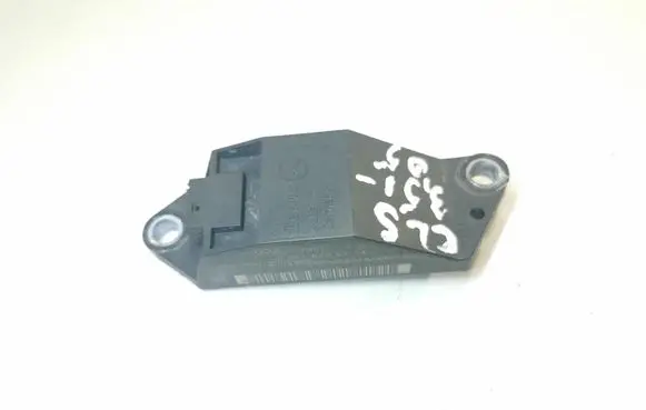 Mercedes-Benz CLS C219 Airbag deployment crash/impact sensor A0018209326