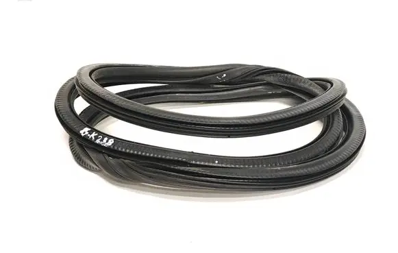 Audi A6 S6 C7 4G Rear door rubber seal (on body) 