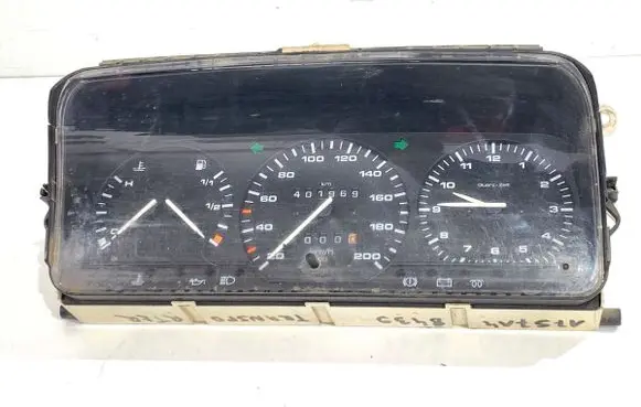 Volkswagen Transporter - Caravelle T4 Speedometer (instrument cluster) 701919033DK