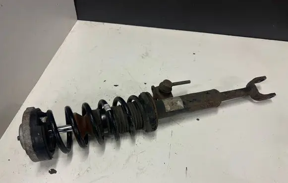 BMW 5 GT F07 Front shock absorber with coil spring 9508301 301258 142048