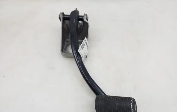 Mercedes-Benz ML W164 Brake pedal A1642901901