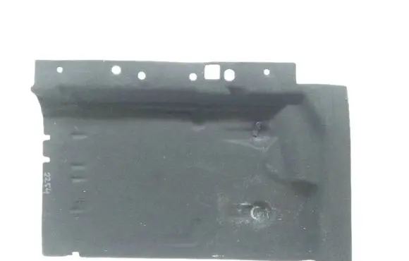 Trunk/boot floor carpet liner