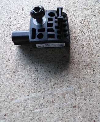 Tesla Model 3 Airbag deployment crash/impact sensor 100527400B