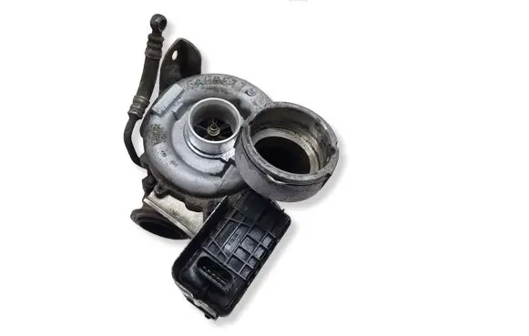 BMW X3 E83 Turbo 7796315