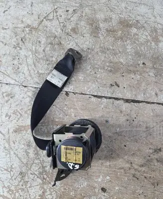 Mazda 3 I Rear seatbelt 602499904