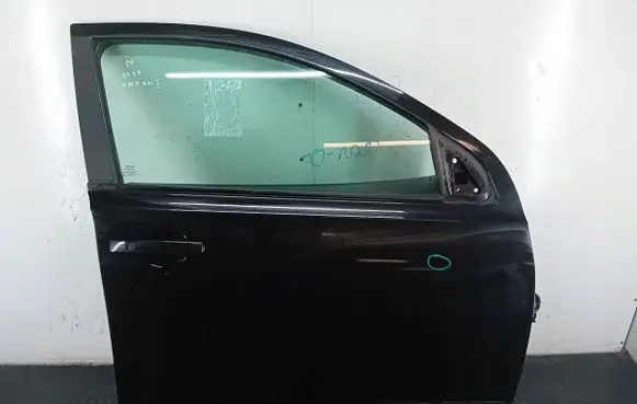 Nissan Qashqai Front door 