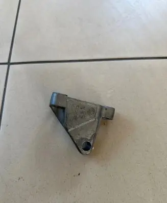 BMW 3 G20 G21 Fuel pump bracket 8511628