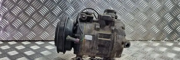 Volkswagen PASSAT B5.5 Air conditioning (A/C) compressor (pump) 4472208180 8D0260808 03C45686