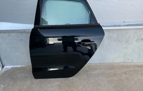 Audi A1 Rear door LY9B