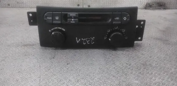Chrysler Pacifica Climate control unit P05005460AA 000101815300