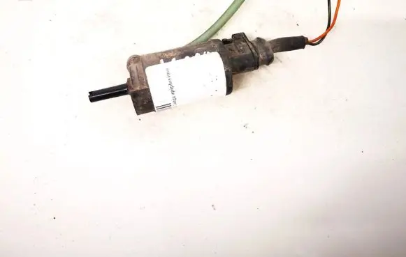 Renault 19 Windscreen/windshield washer pump