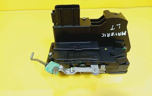 Ford Maverick Rear door lock 