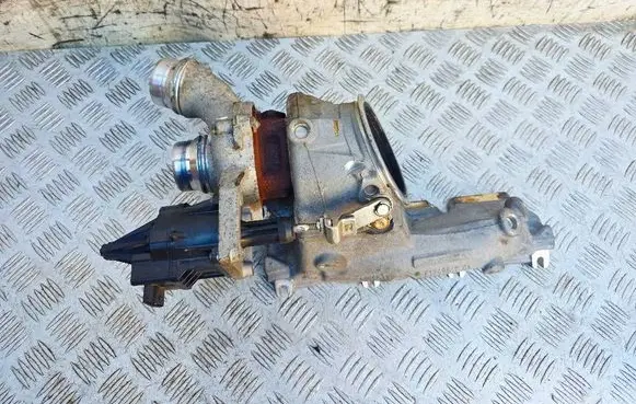 BMW 2 F22 F23 Turbo 7633795 7647115 11657647115