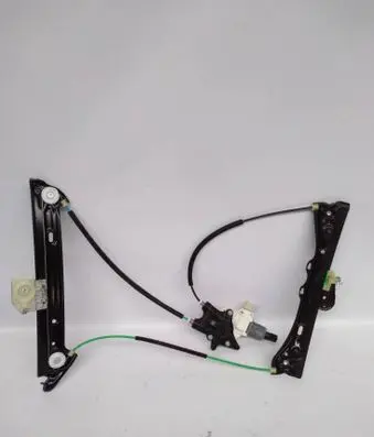 BMW 4 F32 F33 Front door window regulator with motor 7352748