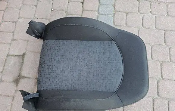 Opel Adam Front driver seat rail trim OPELCZESCI.com-71