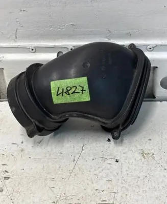Mercedes-Benz Vito Viano W447 Air intake duct part A4475281824