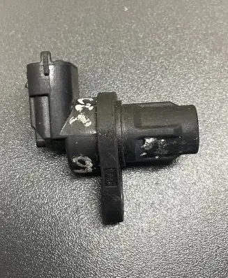 Mercedes-Benz C W204 Camshaft position sensor 0232103050 004153 96284