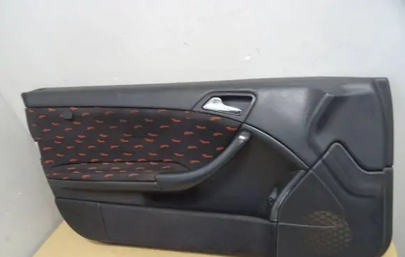Mercedes-Benz C W203 Front door card panel trim