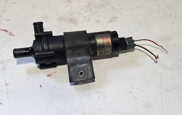 Volvo V70 Electric auxiliary coolant/water pump
