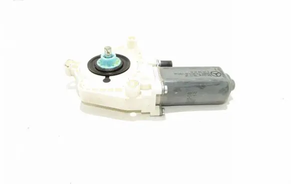 Mercedes-Benz B W245 Front door window regulator motor A1698204242