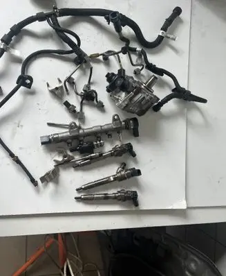 BMW 1 F20 F21 Fuel injection system set 0445010768 170809 8511626