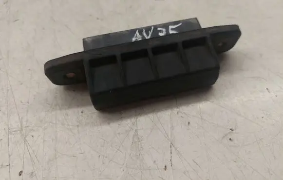 Toyota Avensis T270 Tailgate release/open handle 8484028040