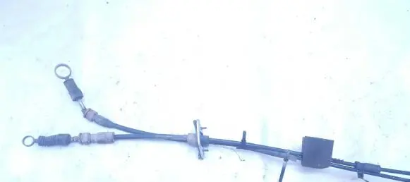 Mitsubishi Carisma Gear shift cable linkage