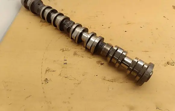 Chrysler Pacifica Camshaft 912AC 151718295