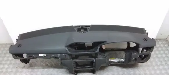 Mercedes-Benz E W212 Dashboard A2126804787 A2128601002
