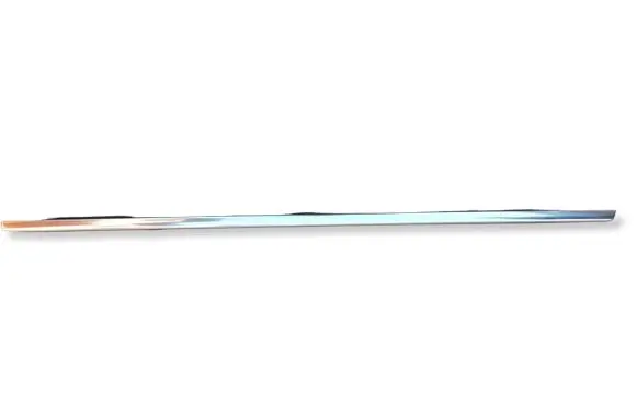 Volkswagen PASSAT B6 Front door glass trim molding KW4809AL