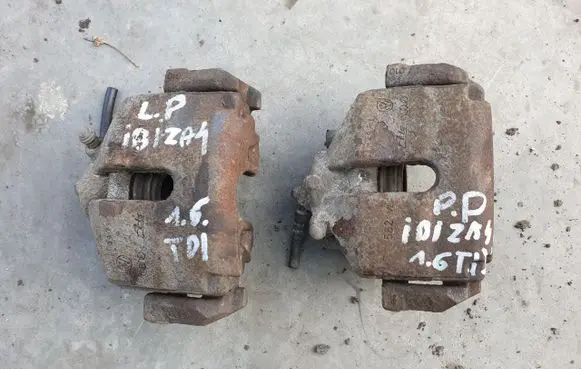 Seat Ibiza IV (6J,6P) Front brake caliper