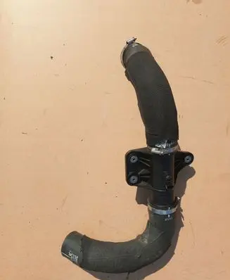 Intake resonator