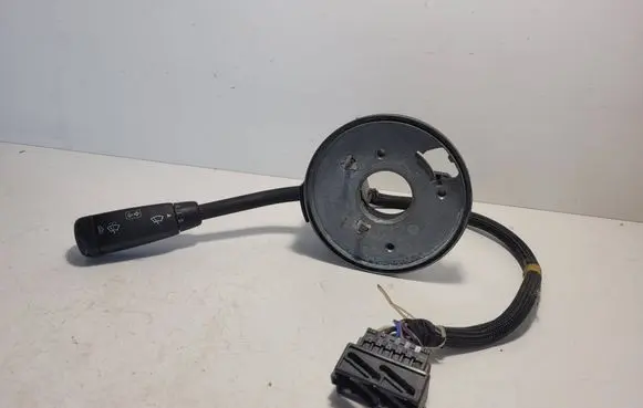 Multifunctional control switch/knob