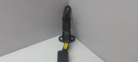 KIA Rio Accelerator throttle pedal 32700-XXXXX