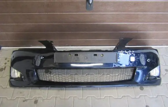 Lexus IS 220D-250-350 Front bumper