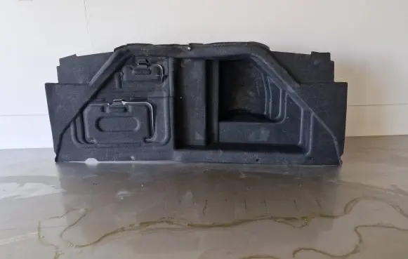 Mercedes-Benz C W205 (B) pillar trim (bottom) A2056909806 A047734 TCLW205F
