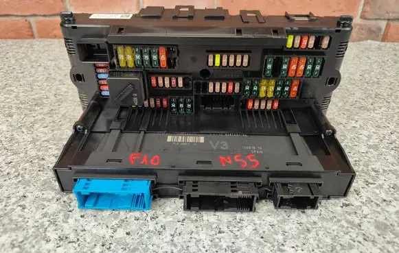 BMW 5 F10 F11 Comfort/convenience module 9267457 9234421