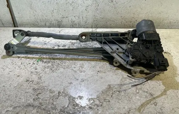 Ford Fiesta Front wiper linkage and motor 8A6117500AC 3397021254 31283225