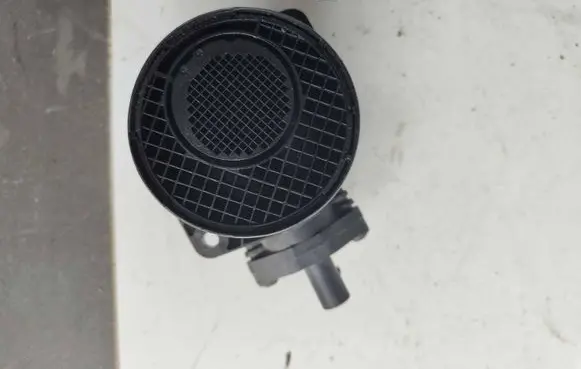 Audi A3 S3 8P Mass air flow meter 0281002461