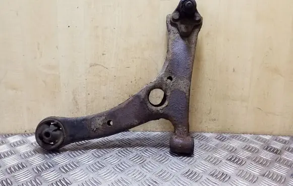 Toyota Corolla E120 E130 Front lower control arm/wishbone