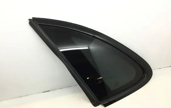 Porsche Cayenne (9Y0 9Y3) Rear side window 9Y0845297