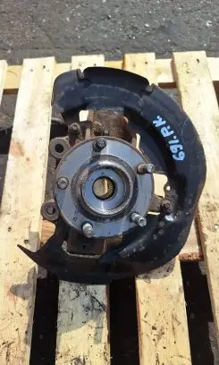 Volvo V50 Front wheel hub 3M513K171