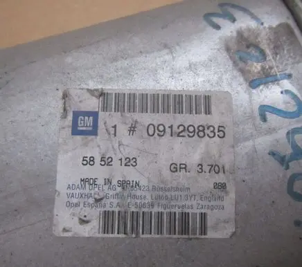 Opel Tigra B Rear muffler/silencer tail pipe 5852123