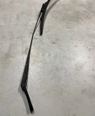 Volkswagen PASSAT B7 Windshield/front glass wiper blade 561955406