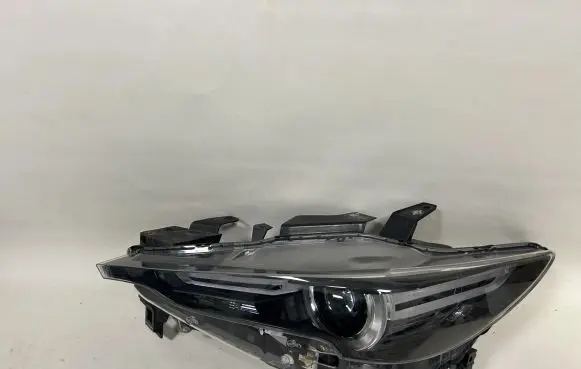 Mazda CX-5 II Headlight/headlamp