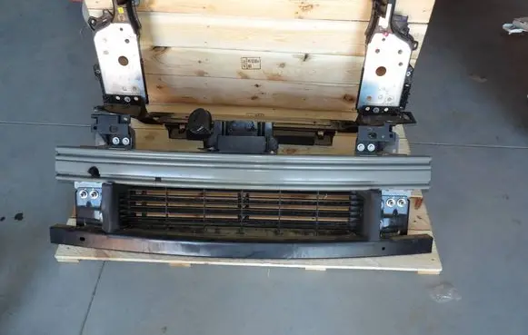 Renault Megane E-Tech Radiator support slam panel